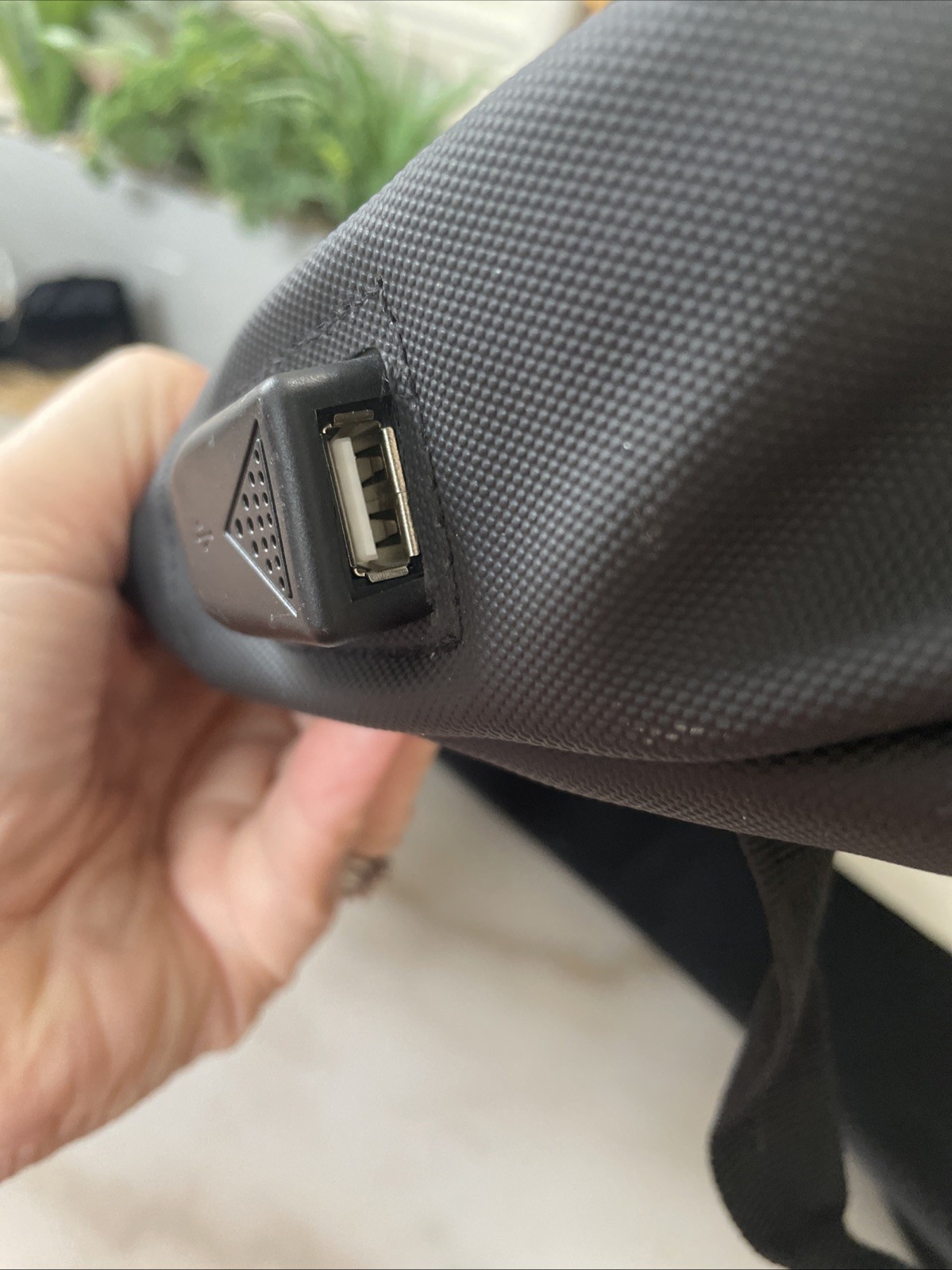 NWOT Black Laptop Backpack with USB Charging Adjustable Straps Back To School