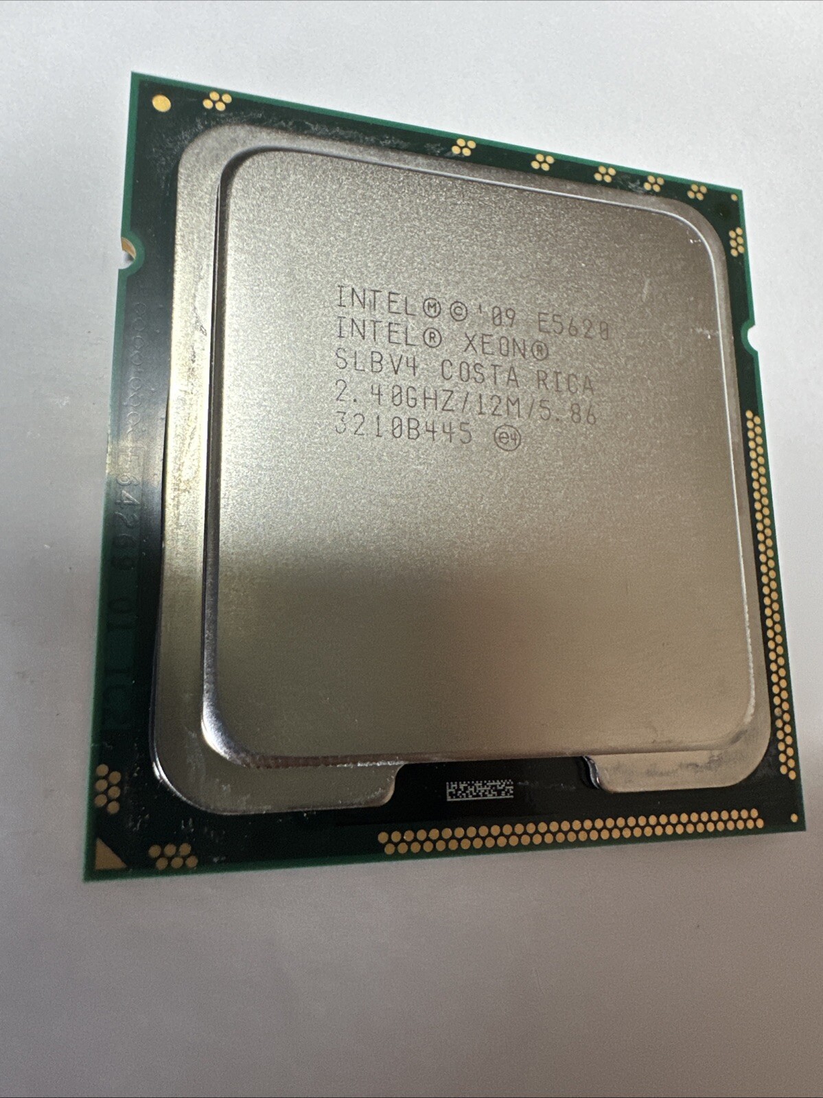 Intel Xeon E5620 2.4GHz Quad-Core (AT80614005073AB) Processor