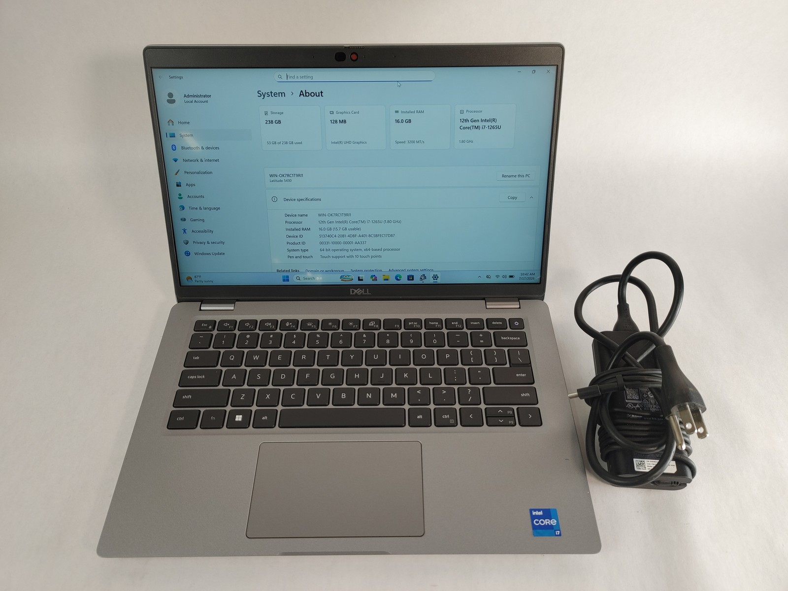 Dell Latitude 5430 Core i7-1265U 1.80 GHz 16 GB DDR4 256 GB NVMe Windows 11 Pro