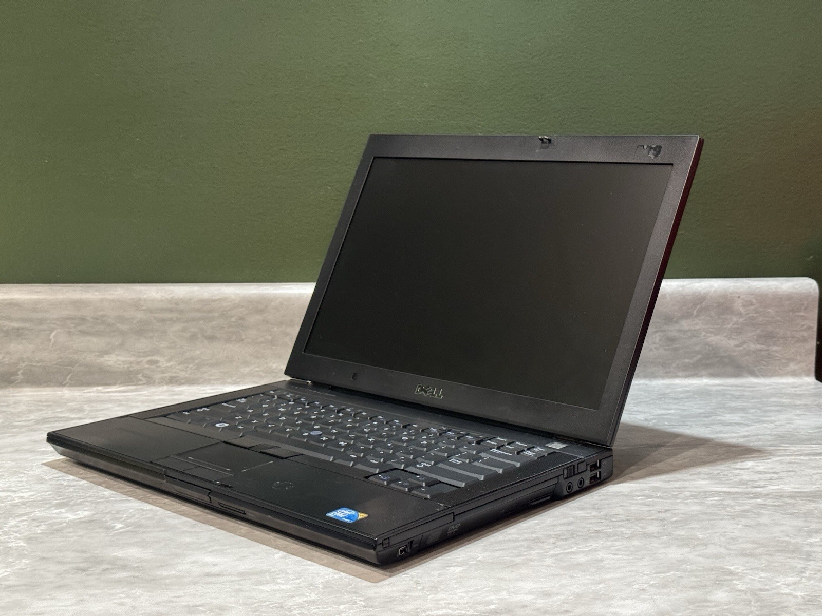 Dell Latitude e6400 14″ Laptop Intel C2D 2.53GHz 4gb RAM 320gb HDD Windows 7
