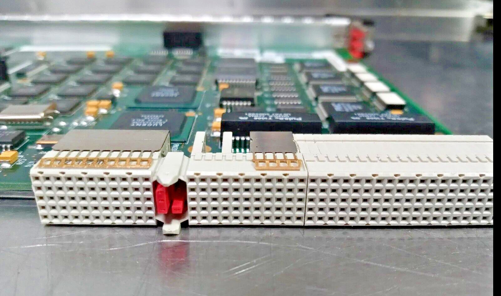 Natural Microsystems (NMS) 5666 CPCI AG4000C 4-T1 Single Slot 96 Ports Module