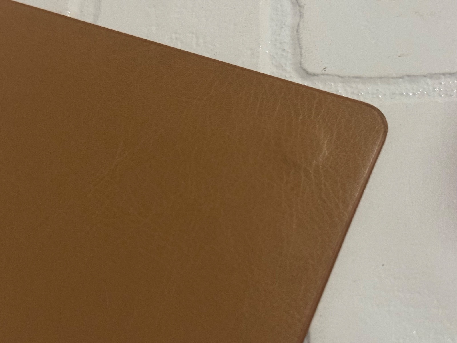 NEW Threshold LAPTOP SLEEVE Faux Suede Leather Built in Mouse Pad Magnetic Close