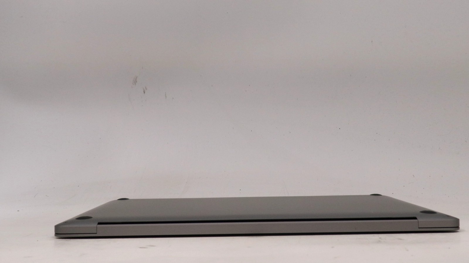 Apple Macbook Pro 16″ i9-9980HK 32GB 2048GB – Very Good