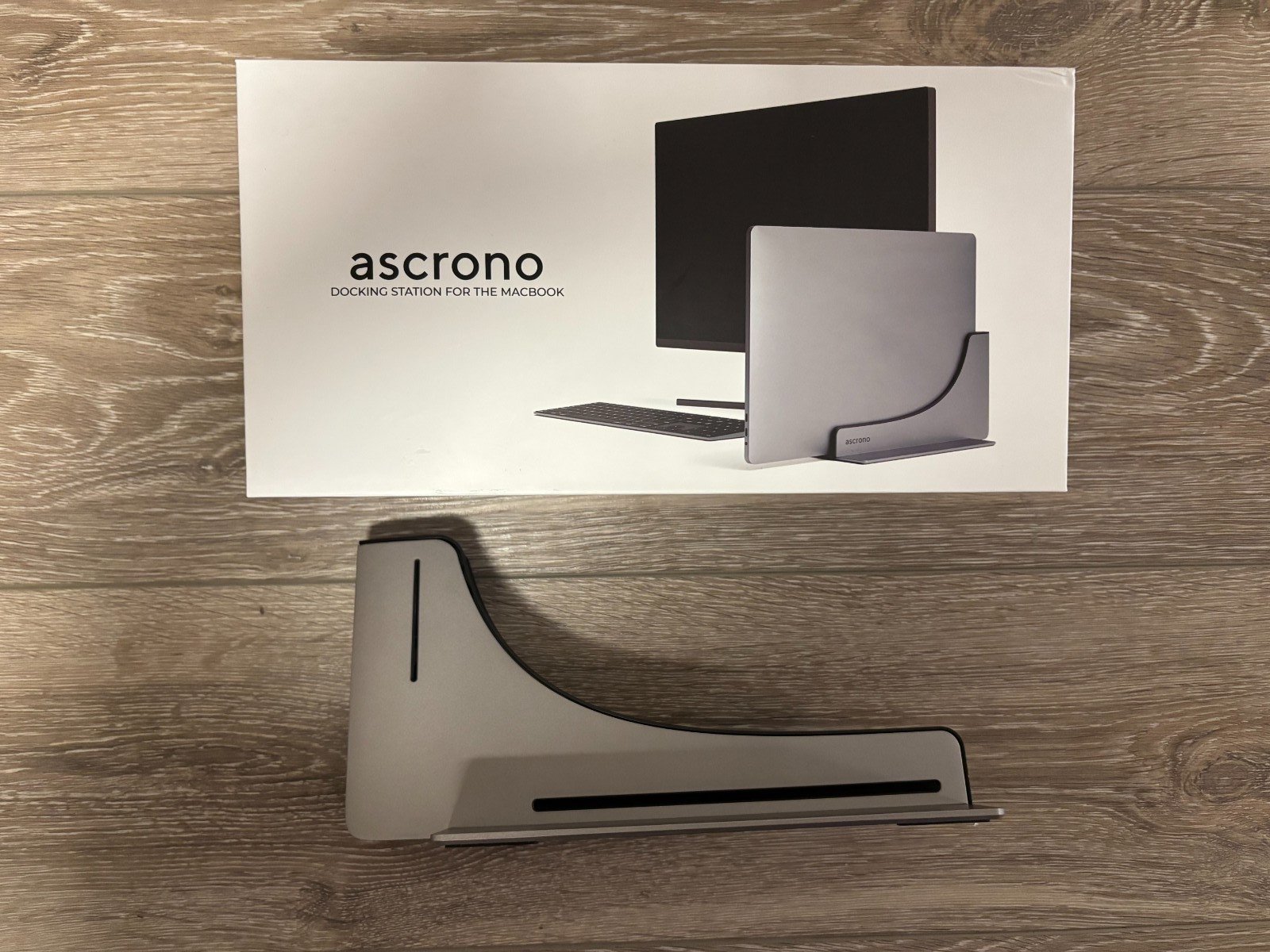 Ascrono Vertical Docking Station for 16″ MacBook Pro M1/M2 w/ Original Box