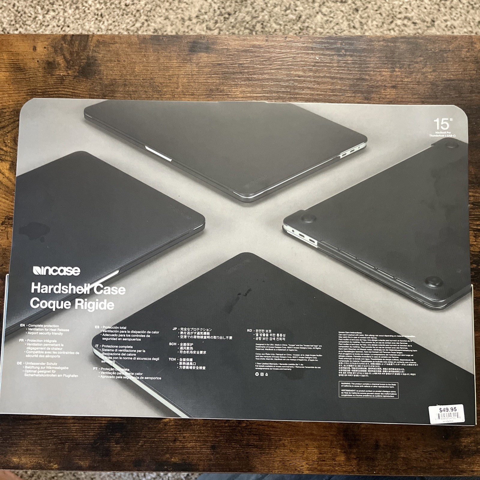 Incase Hardshell Case for MacBook Pro 15-in USB-C Thunderbolt 3 Black Used
