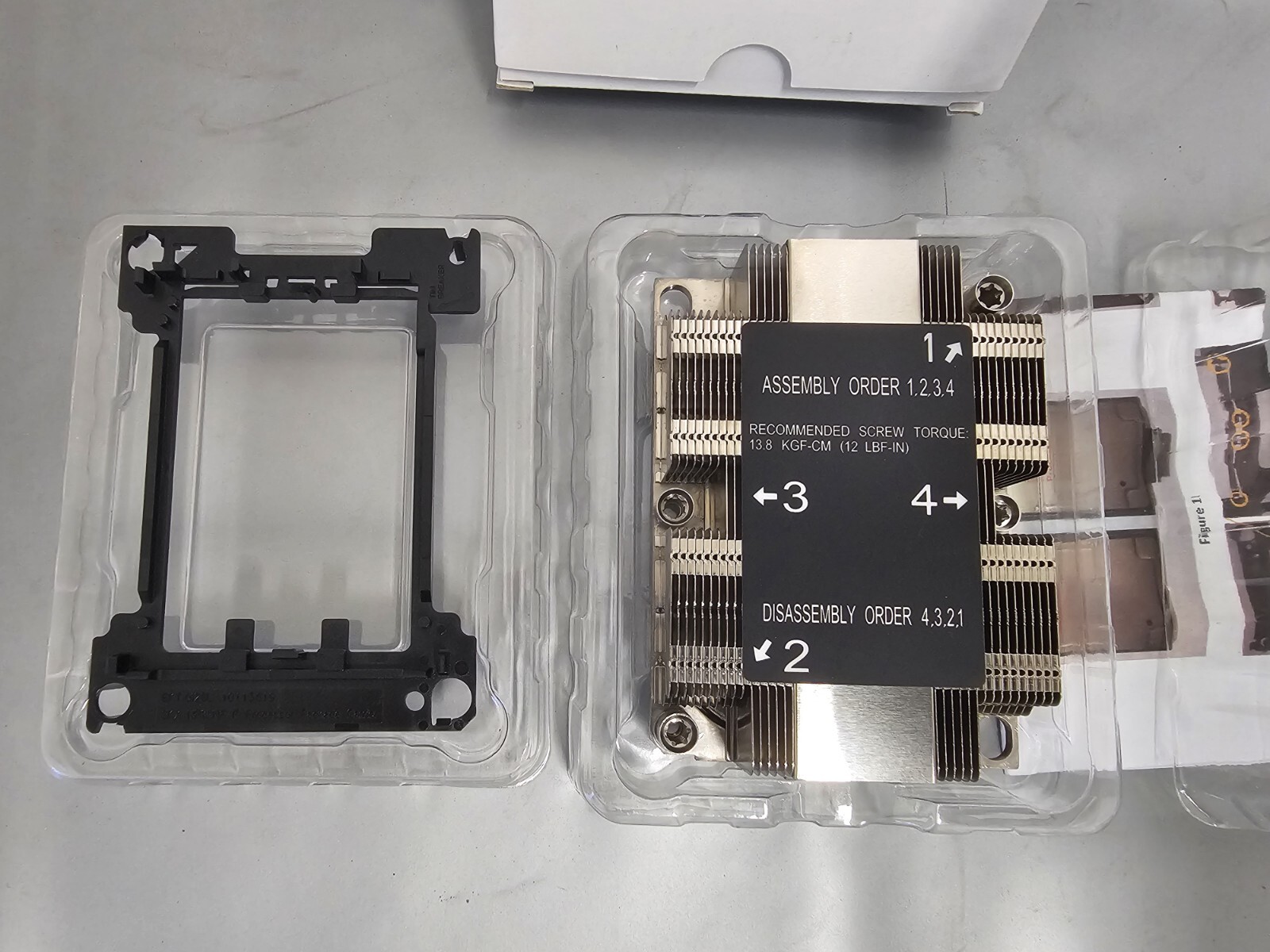 LOT OF 2 Supermicro 1U Passive CPU Heat Sink Socket LGA3647-0 (SNK-P0067PSM)