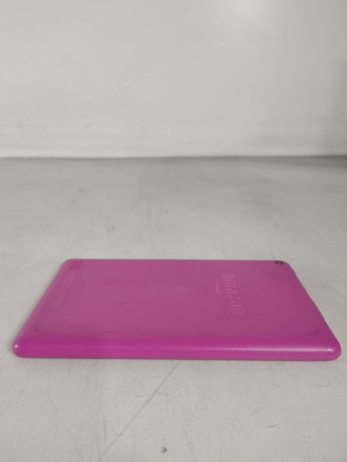 Amazon Fire (5th Generation) SV98LN 8 GB Fire OS (WiFi Only)