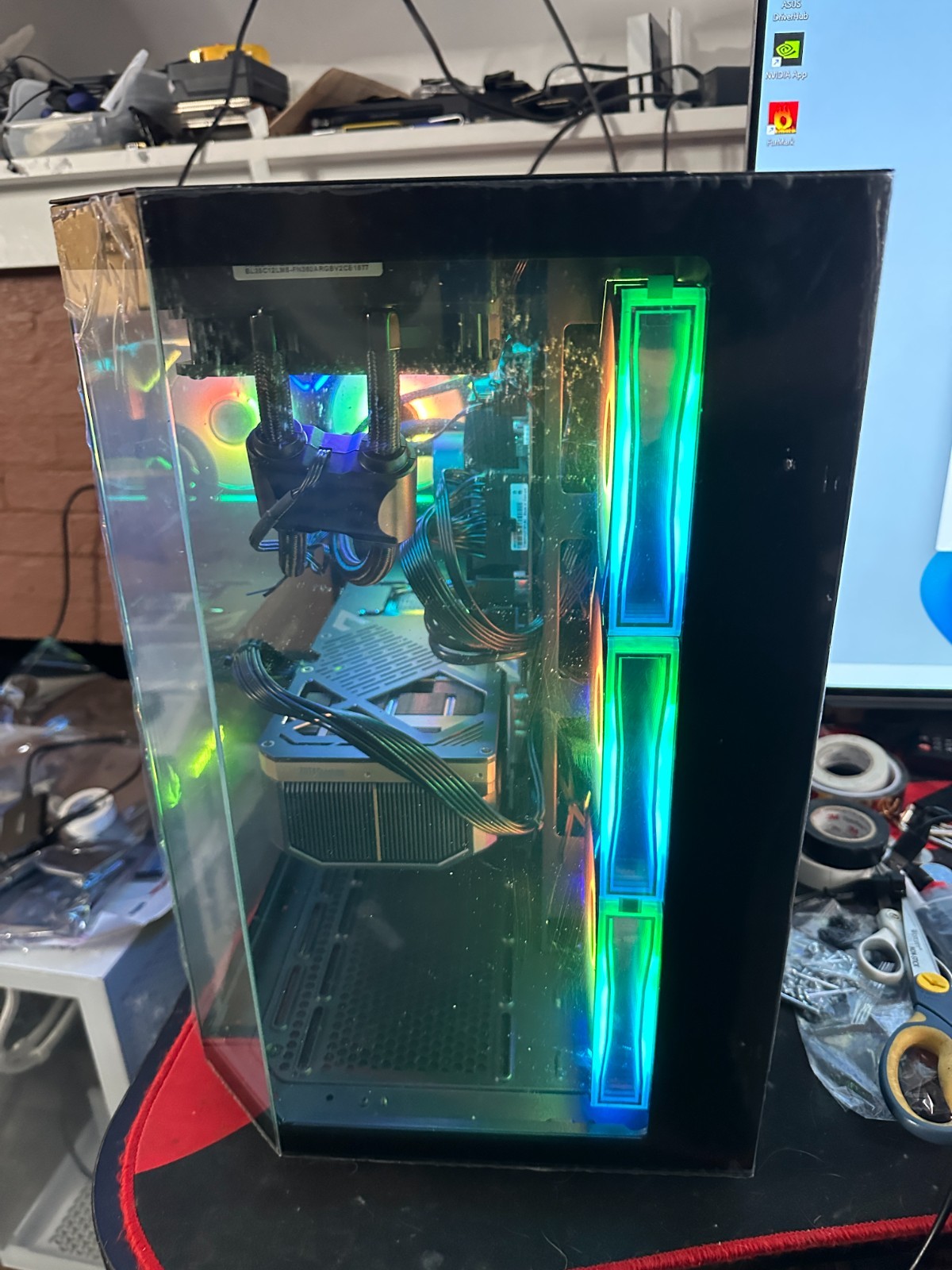AI Workstation PC – AMD Ryzen 9 9950X3D RTX 5090 – 32GB DDR5 4TB SSD WiFi 7!!