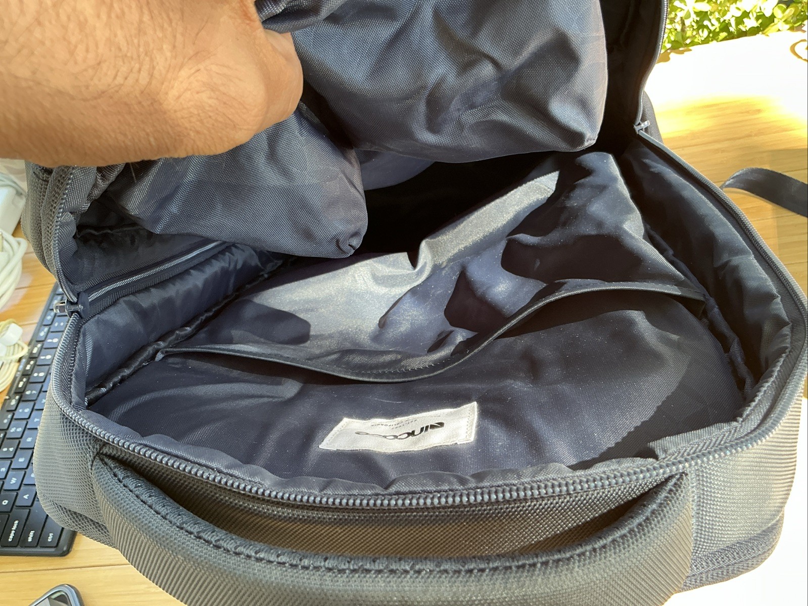 Incase ICON 23L Backpack Balck – Used in mint condition “Ocrolus” Branded