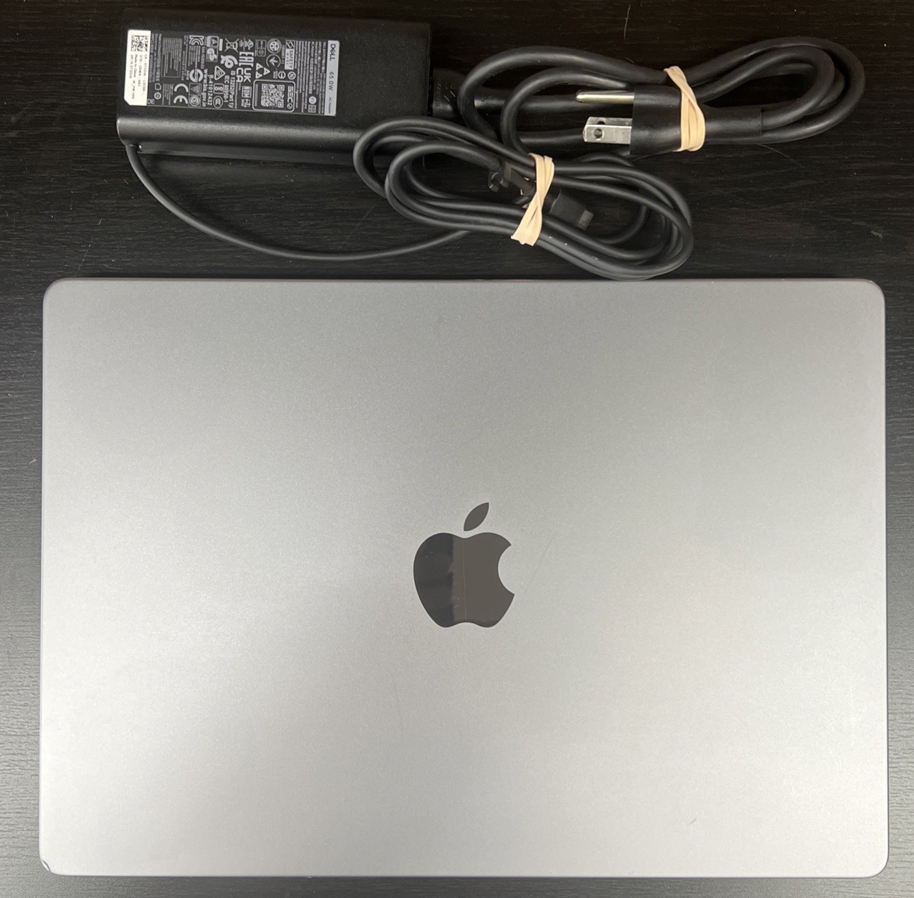 Apple MacBook Pro (A2442) 14″ 2021 M1 32GB RAM 1TB SSD Space Gray- Tahoe OS
