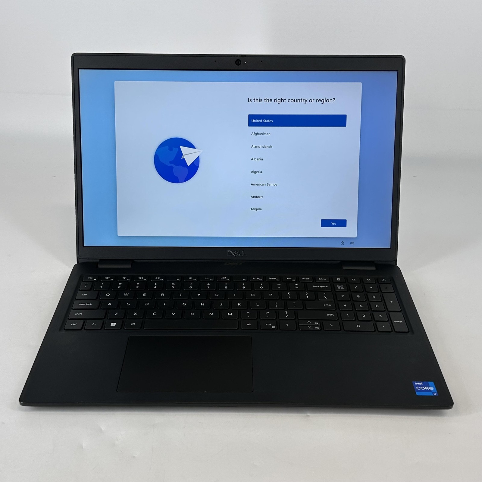 Dell Latitude 3520 15.6 Gray FHD i7-1165G7 2.80GHz 16GB RAM 256GB SSD Good