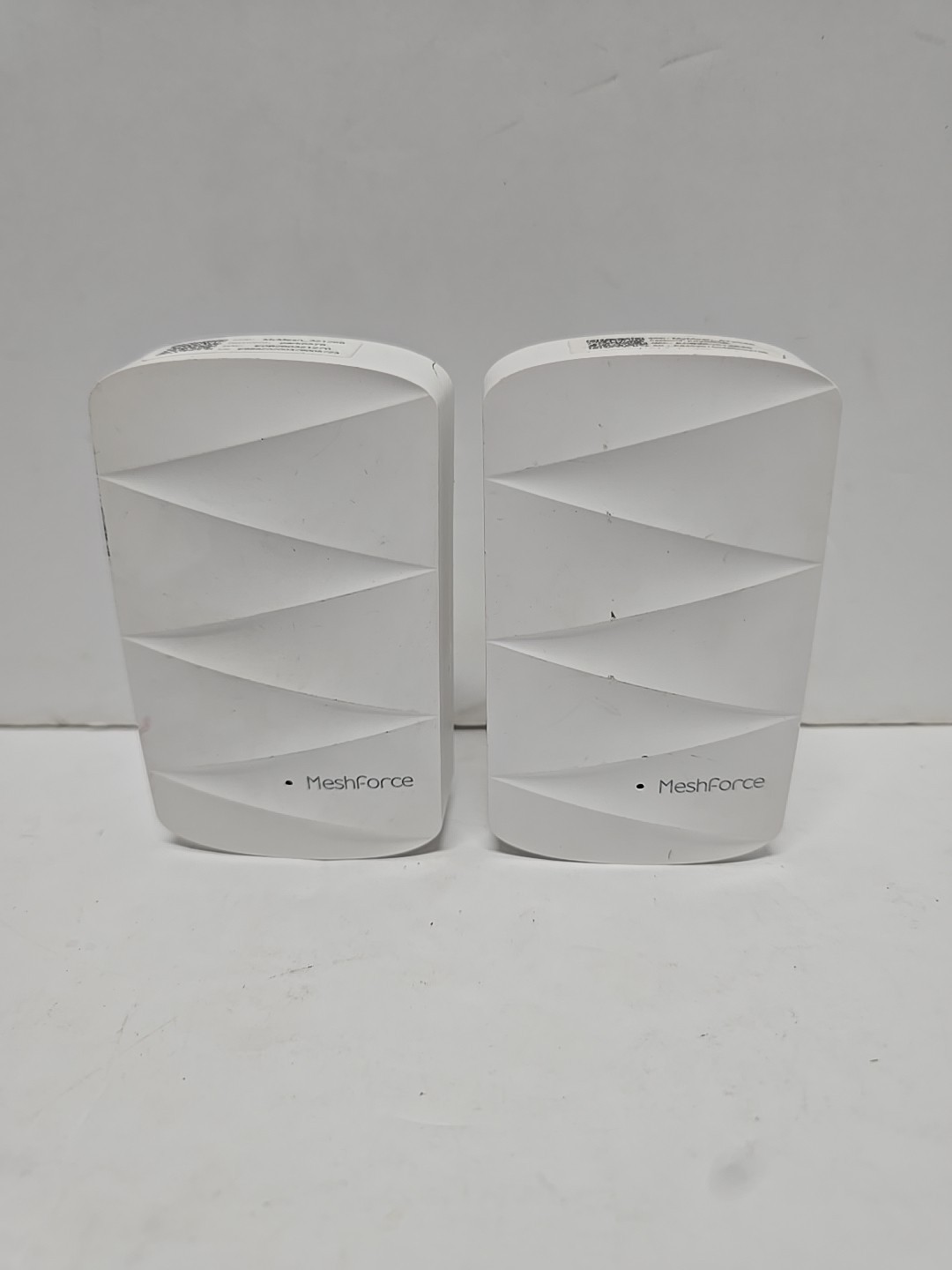 MeshForce M3 Dot Whole Home Mesh WiFi System Wall Plug Extender Lot of 2