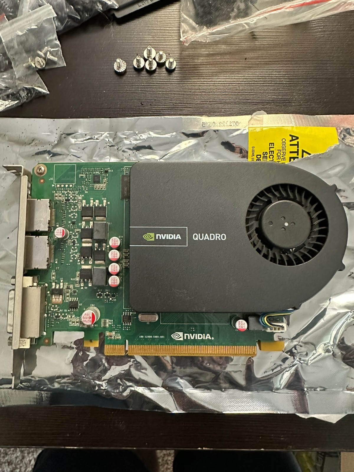 Dell Nvidia Quadro 2000 1GB GDDR5 PCI-E Video Card + DVI/DisplayPort 0GGMPW