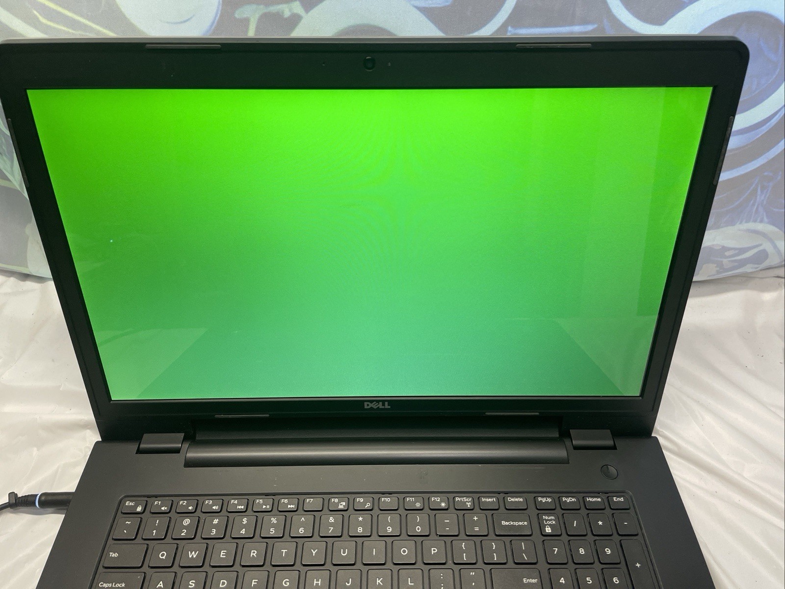 Dell 17 inch BIG SCREEN i5 8GB Ram 250GB SSD Win 11 Laptop Notebook w/AC Adapter