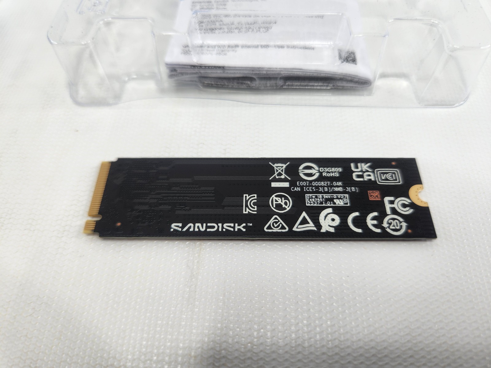 WD Blue 1TB Internal SSD SN5100 NVMe M.2 2280 PCIe Gen 4.0 WDS100T5B0E