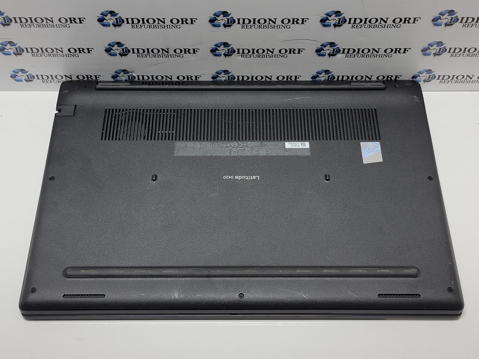 DELL LATITUDE 3420 i5 1135G7 2.40GHz 8 GB RAM 256 GB HDD/SSD NO OS SKU 25381