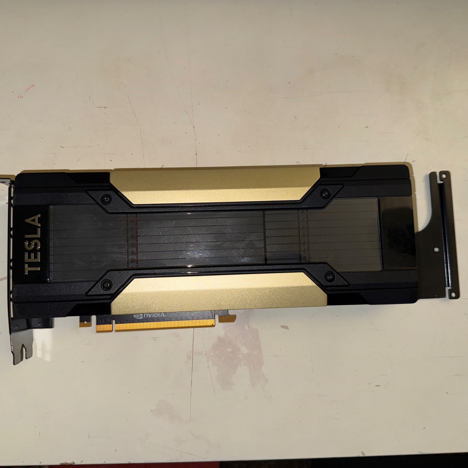 NVIDIA/HP Tesla V100 PG500-216 32GB HBM2 Data Center AI HPC Accelerator GPU