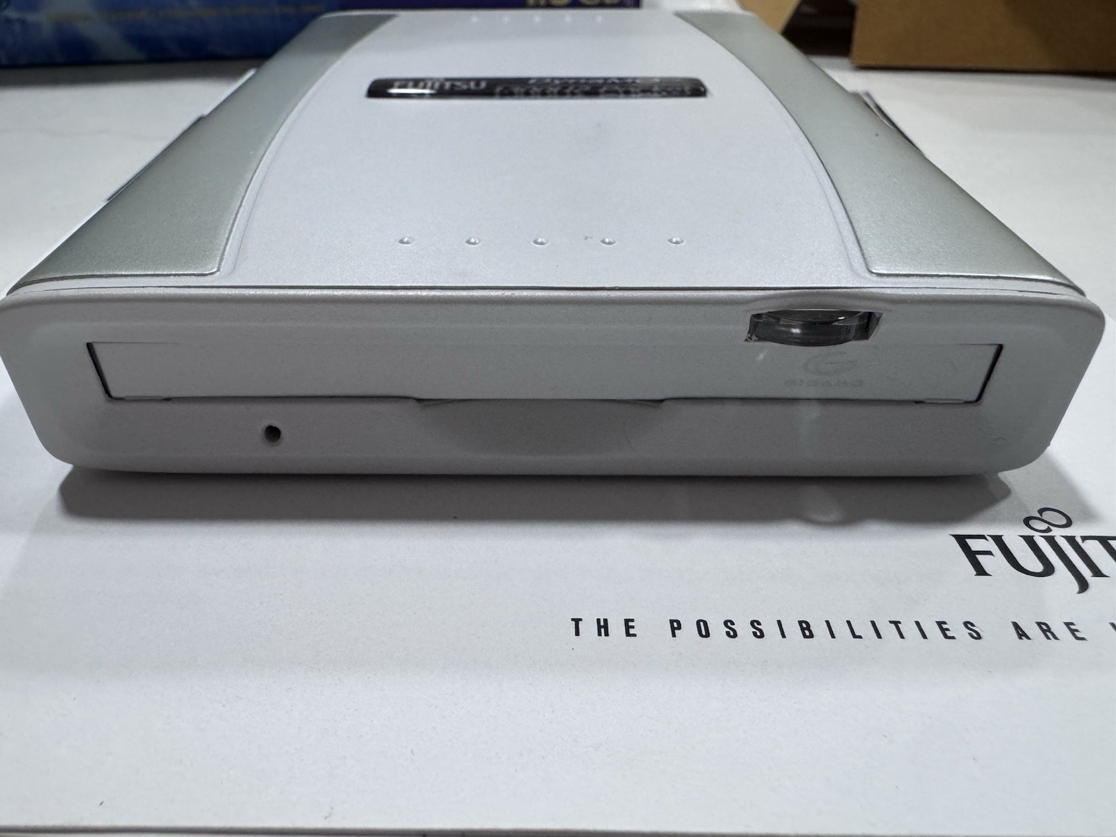 Fujitsu DynaMO 1300U2 Pocket 1.3GB MO disk drive Used Japan