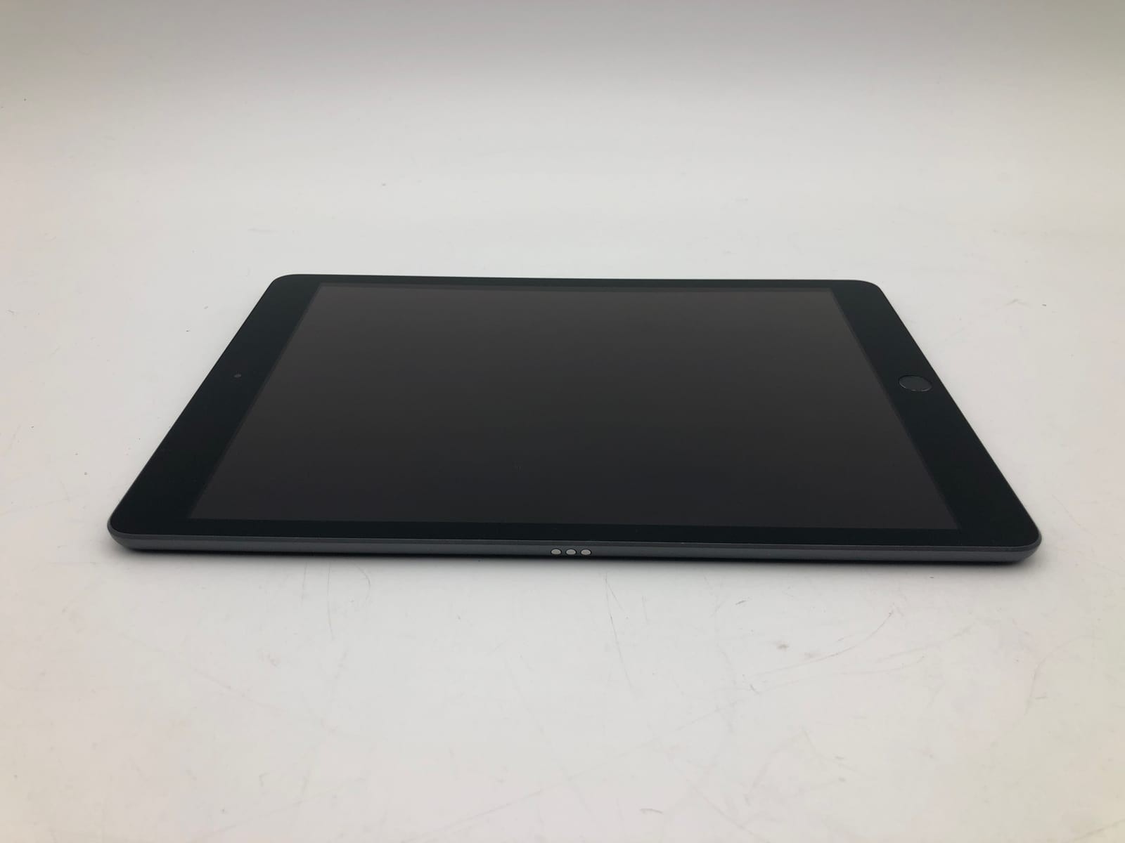 Apple iPad 10.2″ (7th Gen) 32GB Space Gray Wifi Only MW742LL/A iOS Smartphone Te