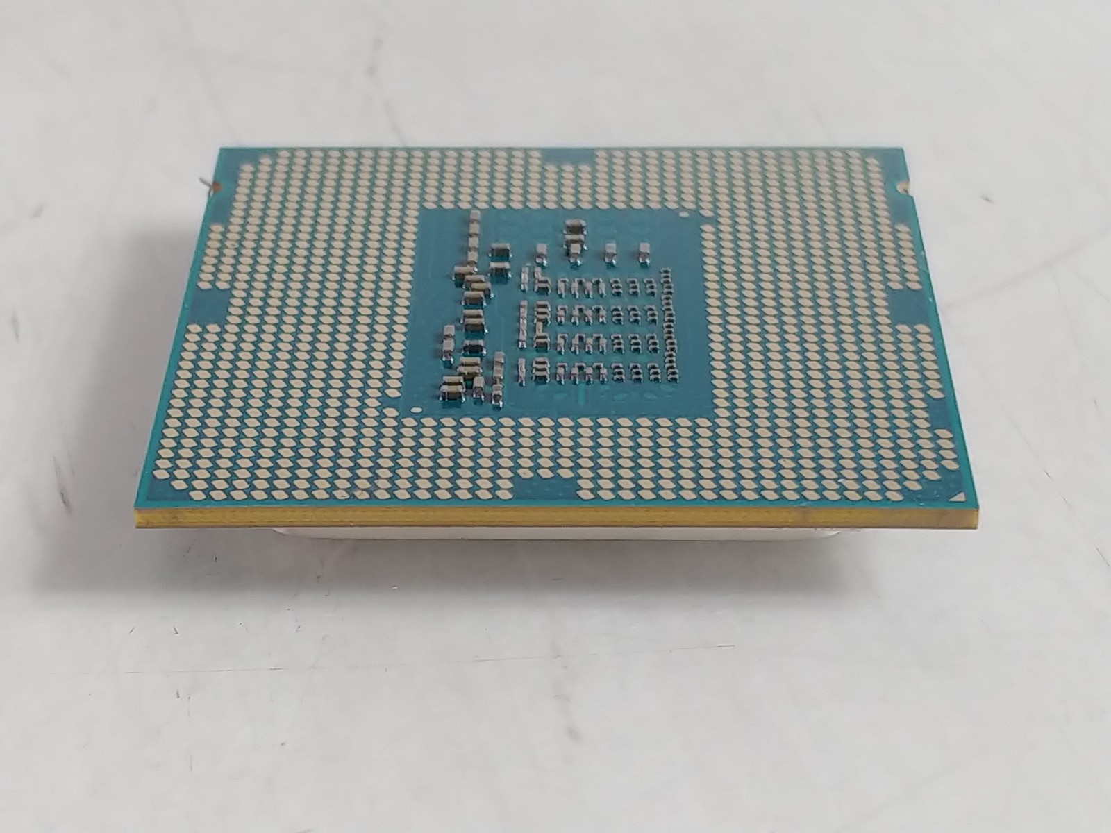 Intel Core i5-4570 3.2 GHz 5 GT/s LGA 1150 Desktop CPU Processor SR14E