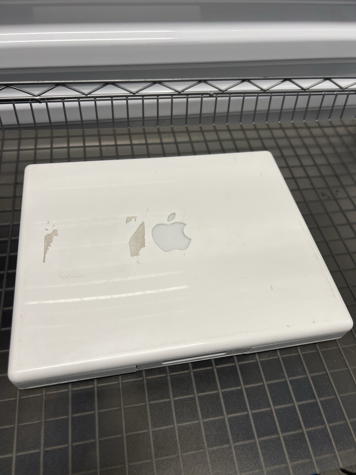 Apple A1133 iBook 12.1″ Laptop/Notebook G4 1.33GHz AS IS