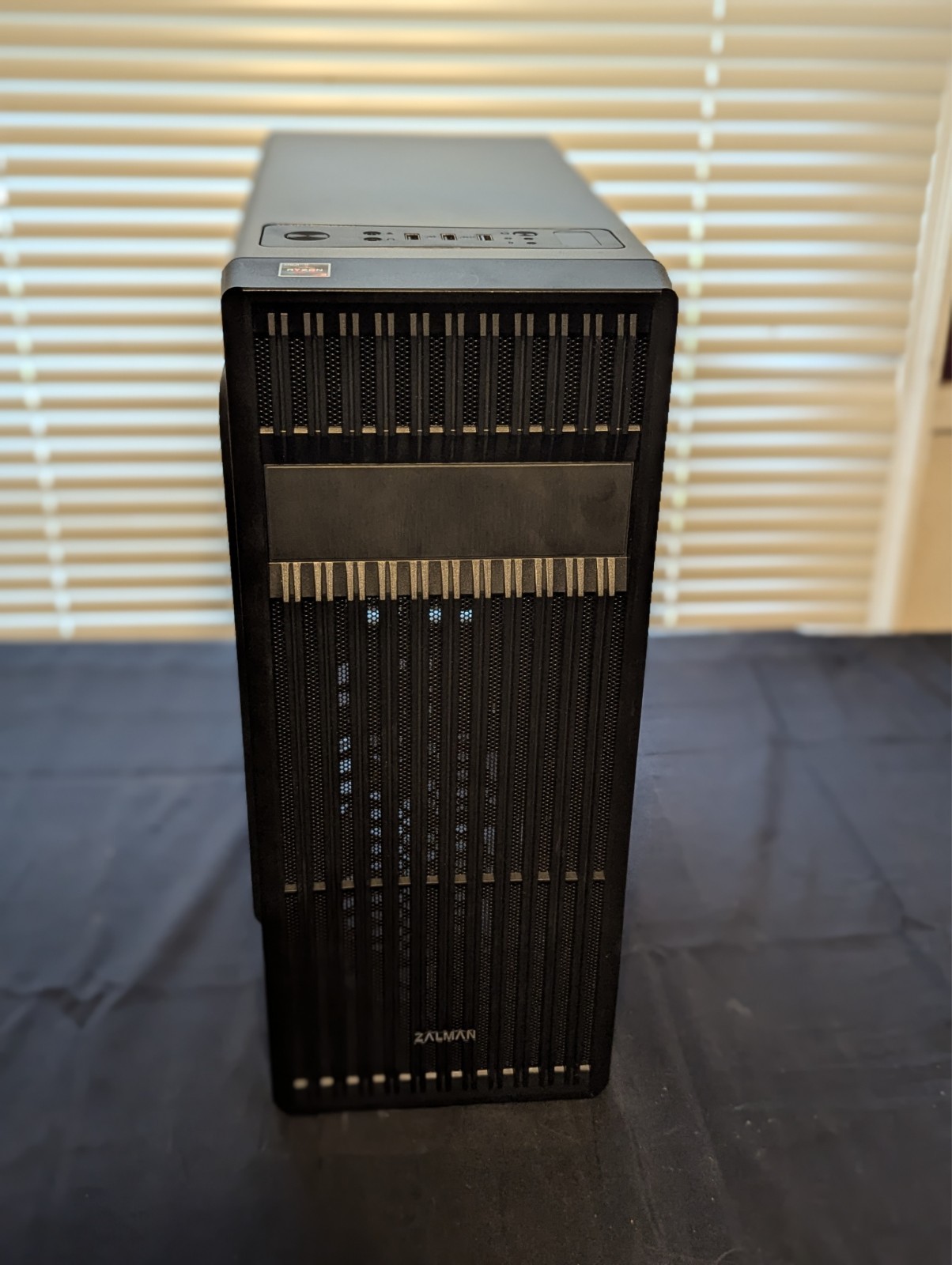 Custom Desktop – Ryzen 3 3200G with Radeon Vega Graphics 16GB 512GB NVMe Win11