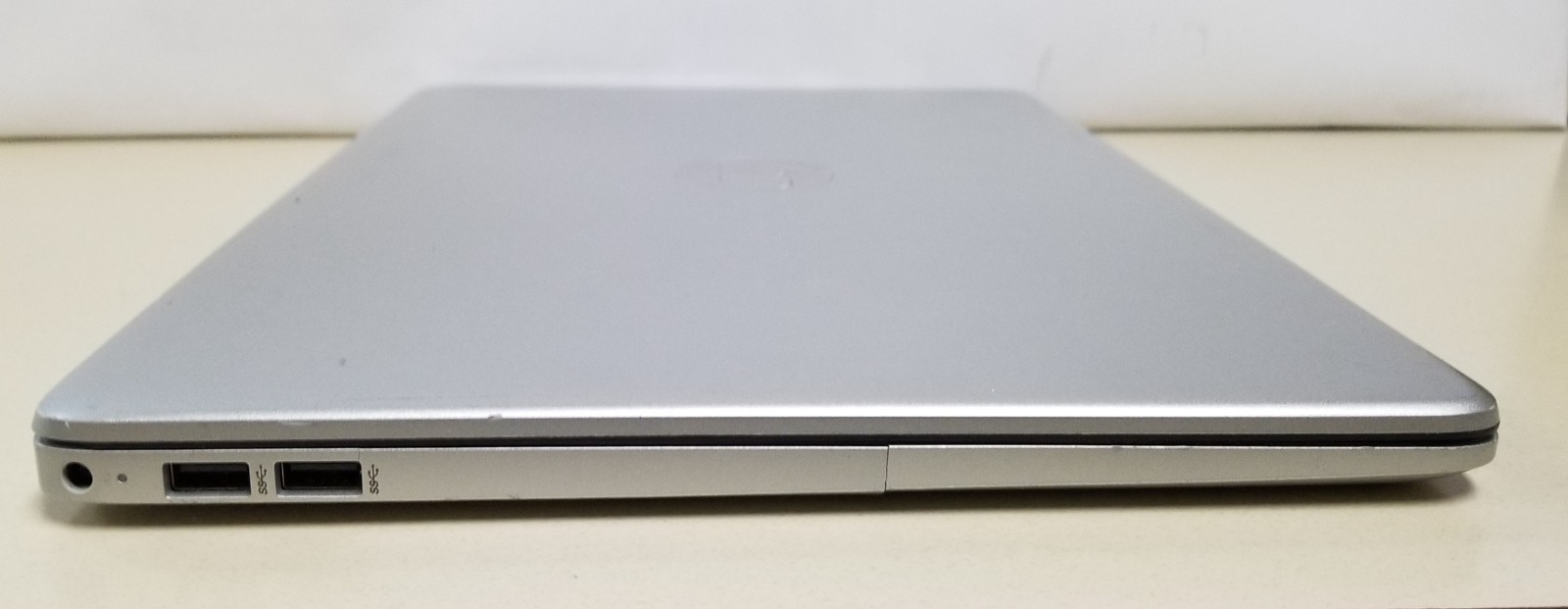 HP 15 ef1013dx Ryzen 7 4700U FHD TS 15.6″ No HDD/SSD/OS