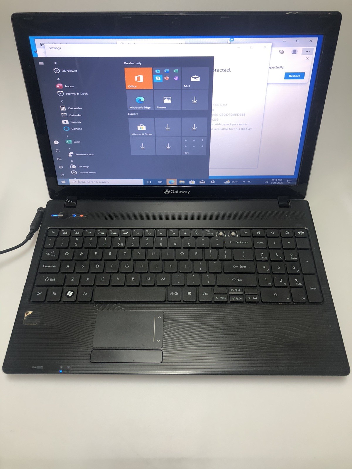Gateway NV51B15u 15.6” AMD 1.6GHz 4GB RAM 320GB HDD Laptop