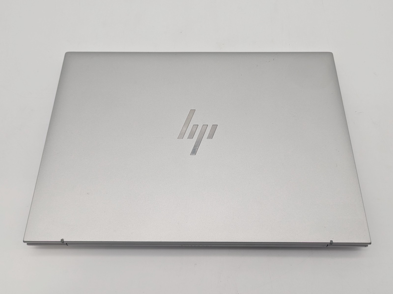 HP EliteBook 840 G10 – 14″ Intel Core i7-1370P 32GB DDR5 RAM 512GB SSD No OS