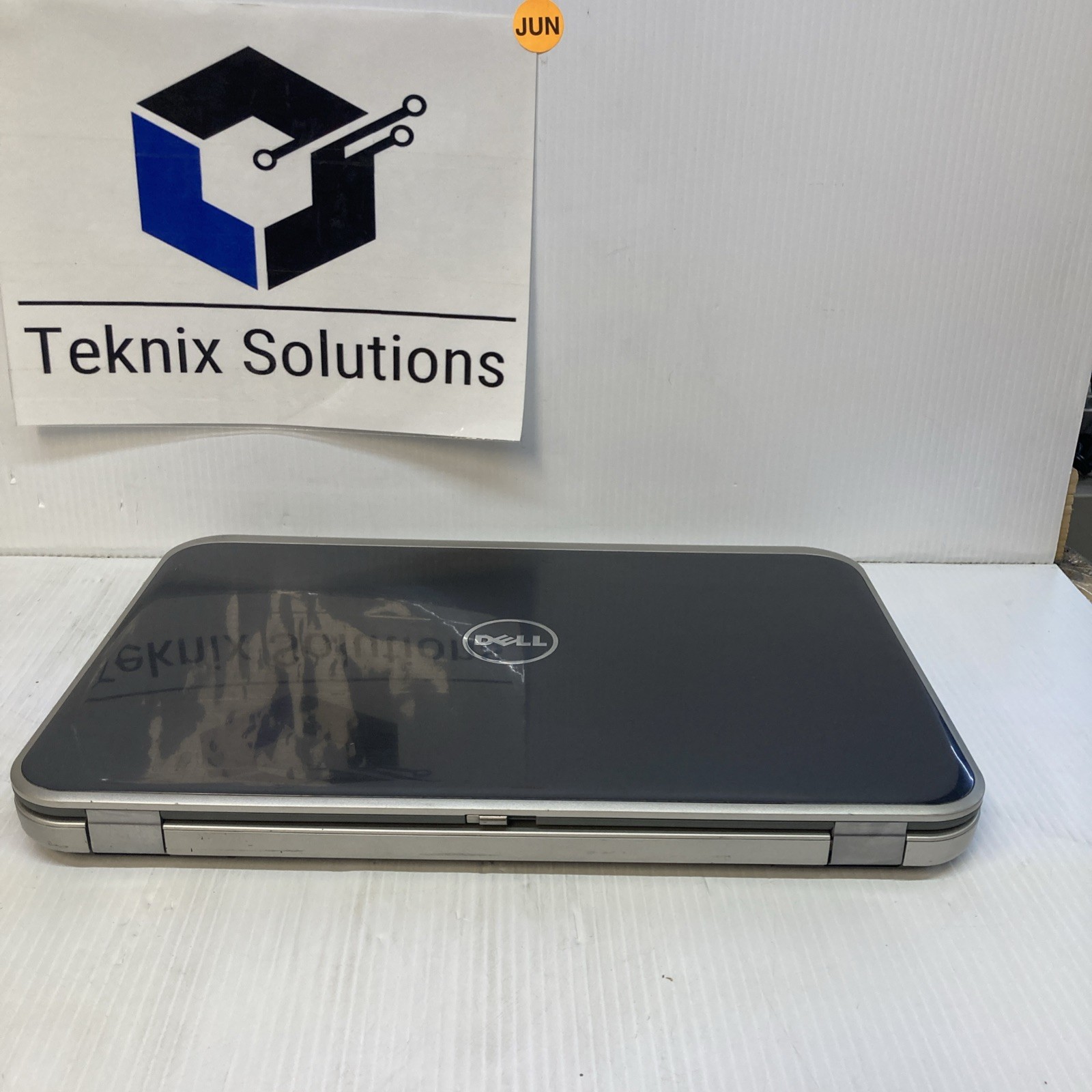 Dell Inspiron 5520 Intel Core i5- 3210M 2.50GHz 4GB RAM no HDD Boot to BIOS