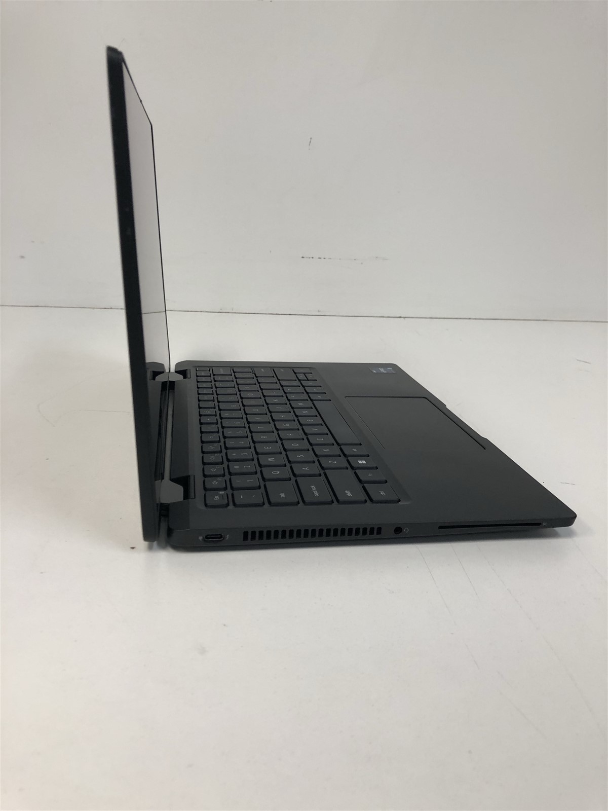 Dell Latitude 7430: Intel Core i7-1265U 1.8GHz – 16GB – 256GB (SELECT)