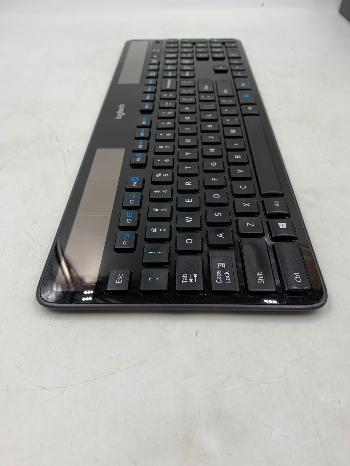 Logitech K750 Wireless Solar Keyboard -w/o Dongle – Black Free S/H