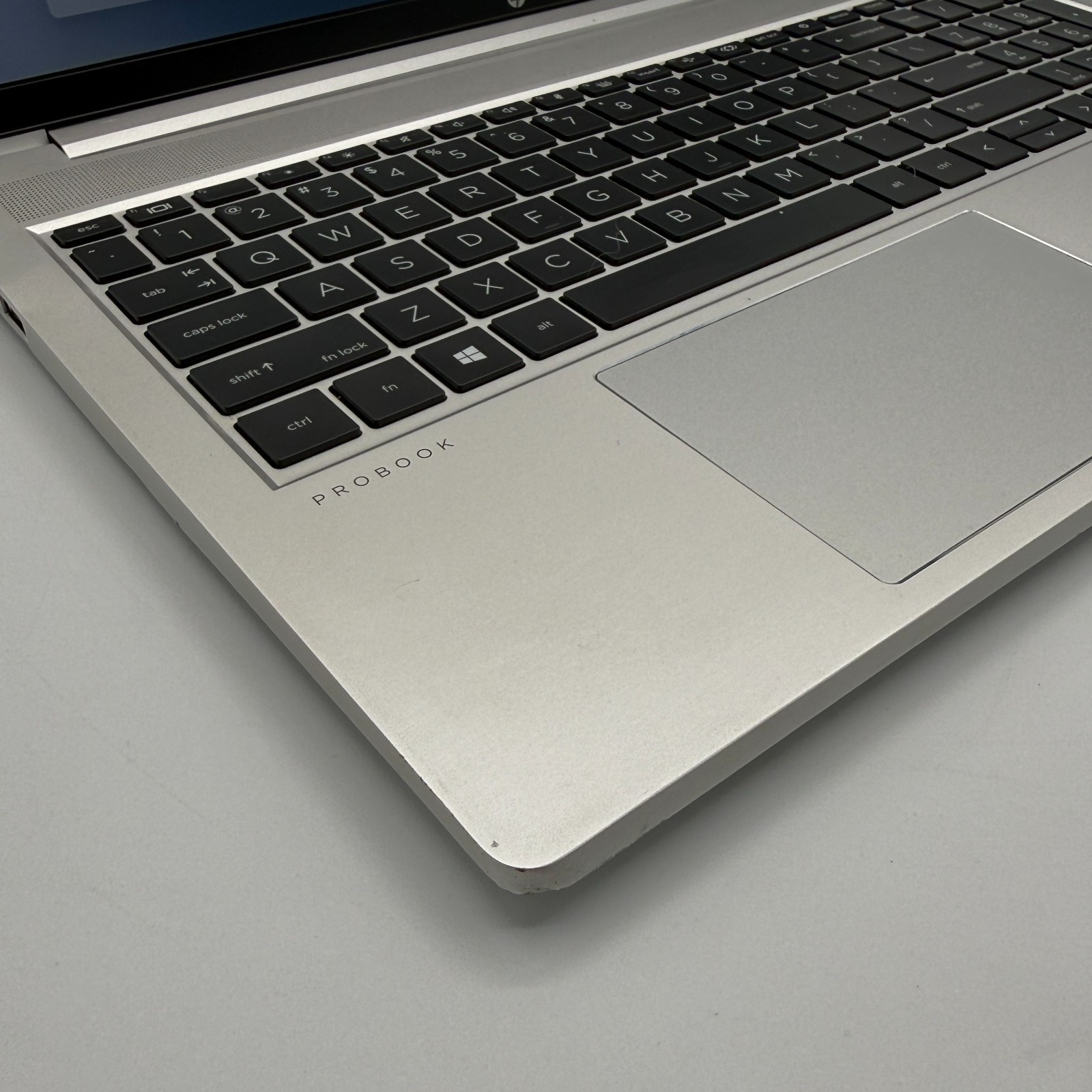 HP ProBook 450 G8 15.6″ i5-1135G7 16GB RAM 256GB SSD Win11 Pro USB-C FHD Dent