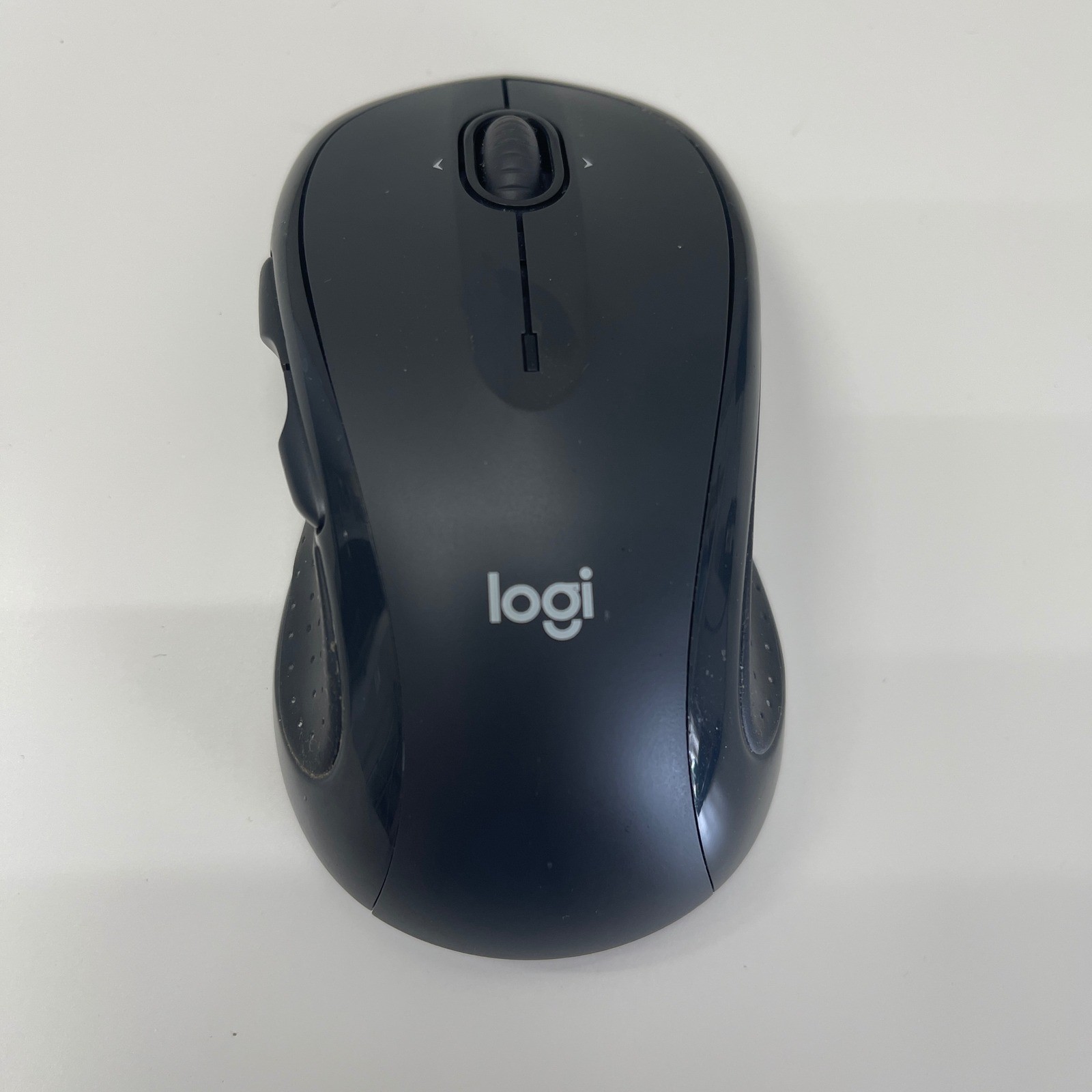 Logitech M510 Wireless Mouse Black Ergonomic Full-Size With Unifying Receiver