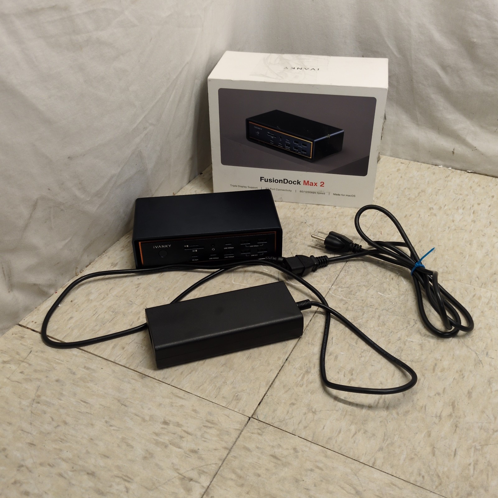 *READ* IVANKY FusionDock Max 2 for MacOS 3 Displays HDMI Thunderbolt 5