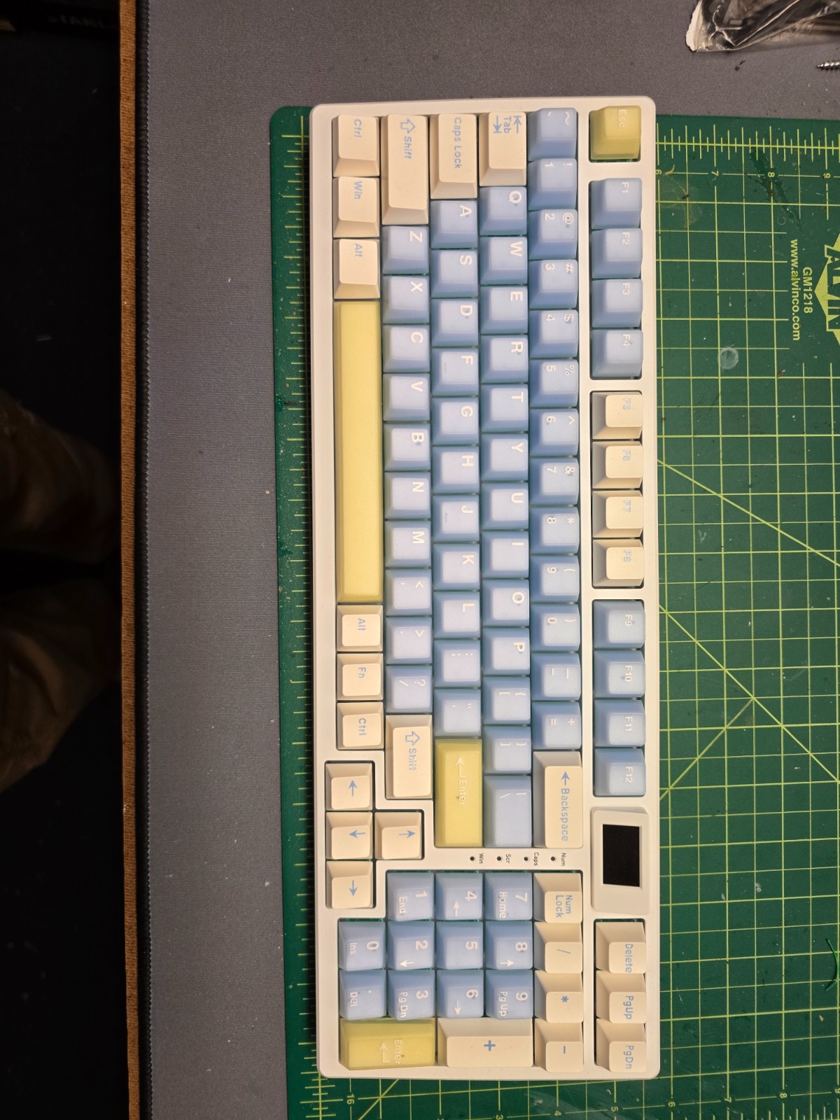 Womier M90 || Wireless 96% Hot-swap Keyboard with Nuphy Mint Switches