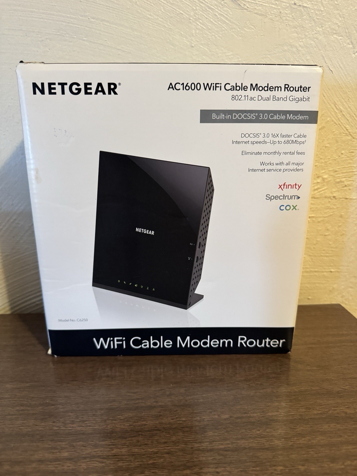 Netgear AC1600 WiFi cable modem router