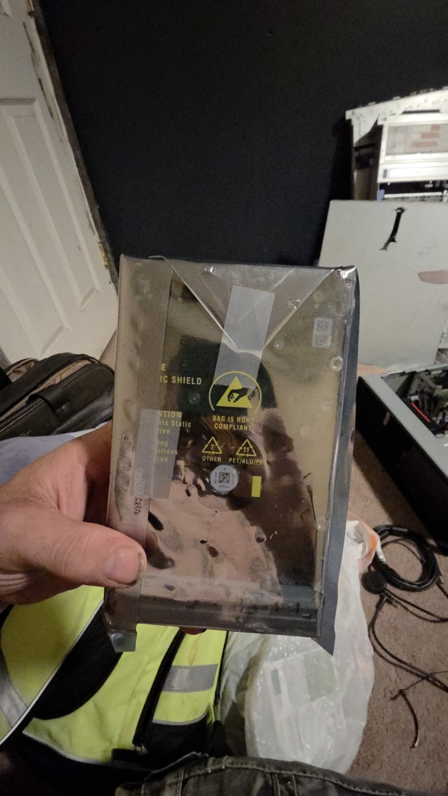 Sun Oracle 8 TB 7200 RPM HUH728080AL5200 Hard Drive