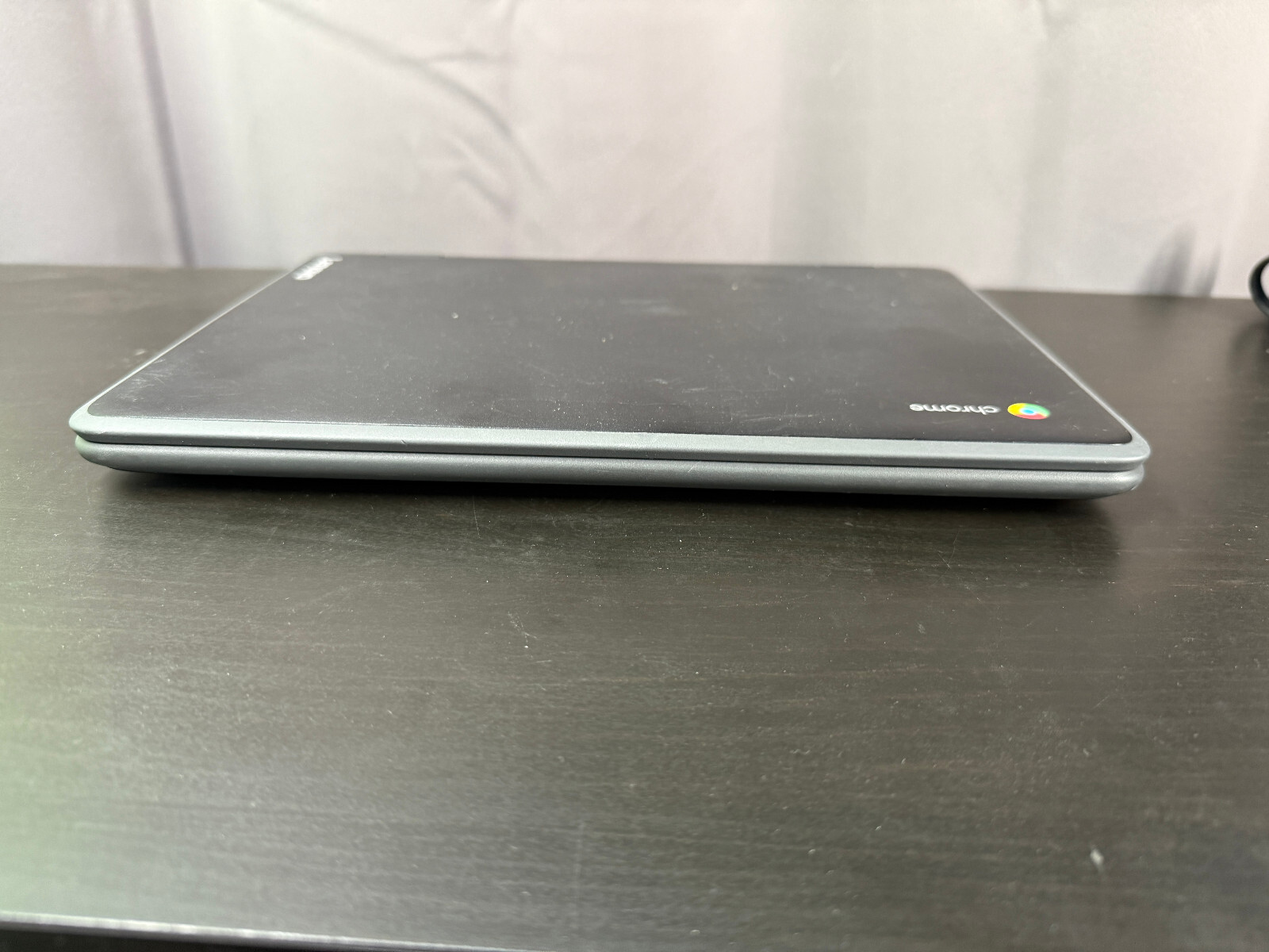 Lenovo 300e Chromebook 81H0 (11.6″ Touch, 4GB, 32GB eMMC, ChromeOS) w/ Charger