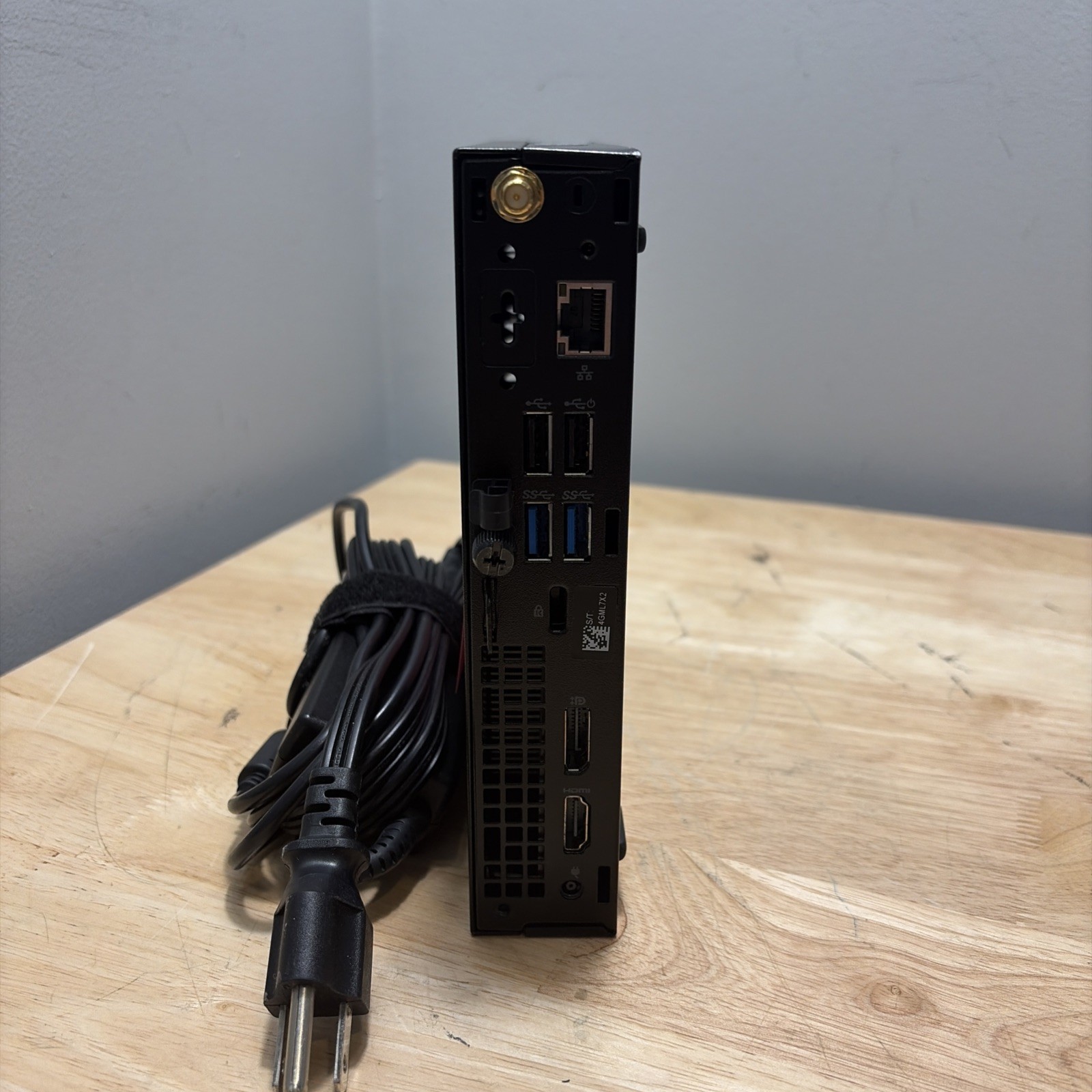 Dell OptiPlex 3060 Mini Core i5-8500 3.00GHz, 16GB 256GB WiFi BT W11 Cord