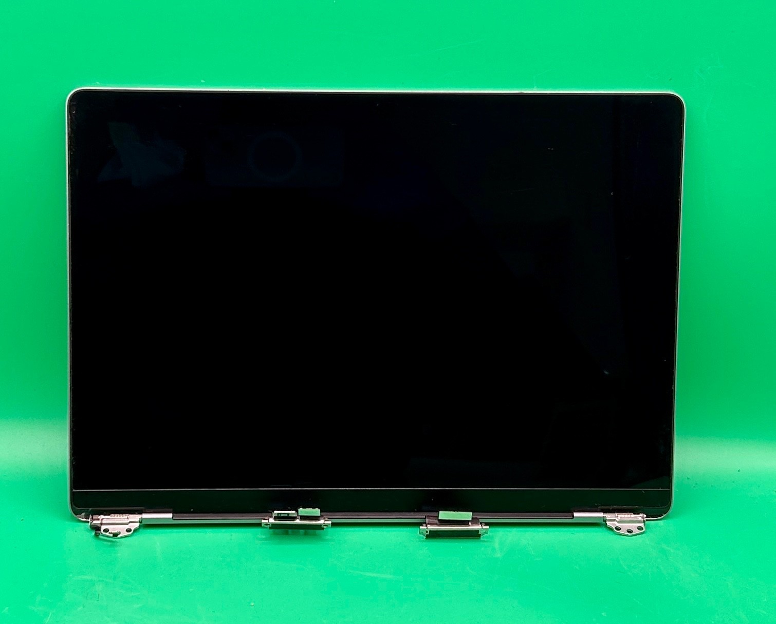 OEM Apple MacBookPro14″ A2442/A2779/A2992/A2918 Screen Assembly Gray B Grade