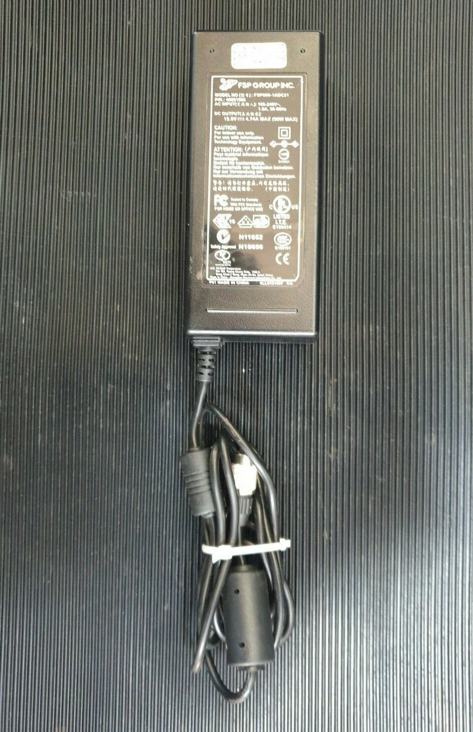 FSP GROUP INC FSP090-1ADC21 40001966 19V 4.74A POWER SUPPLY (IN30S3B3)