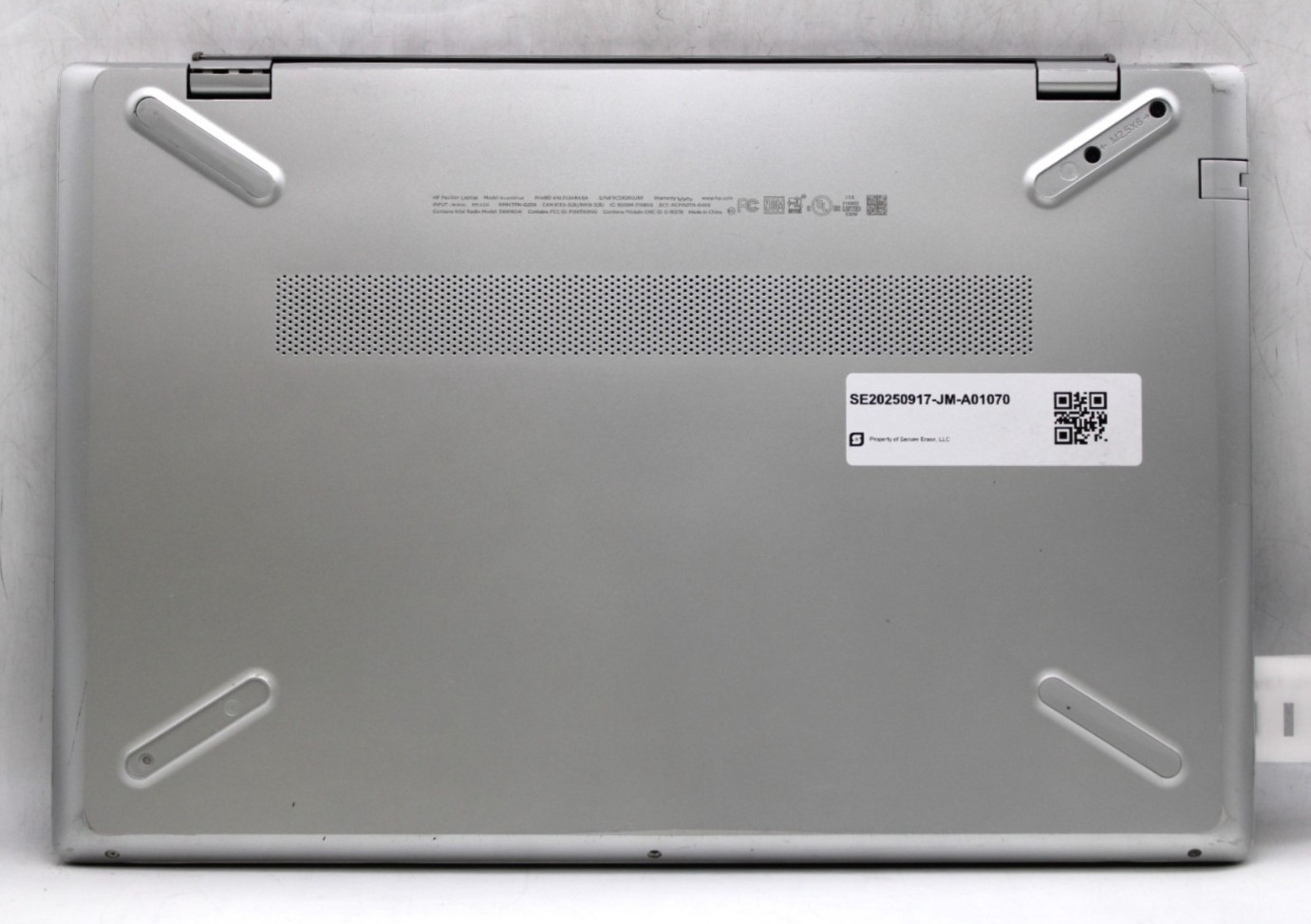HP Pavilion 15-cs0053cl-i5-8250U@1.6GHz-12GB DDR4-525GB SATA-NO OS *USED/TESTED*