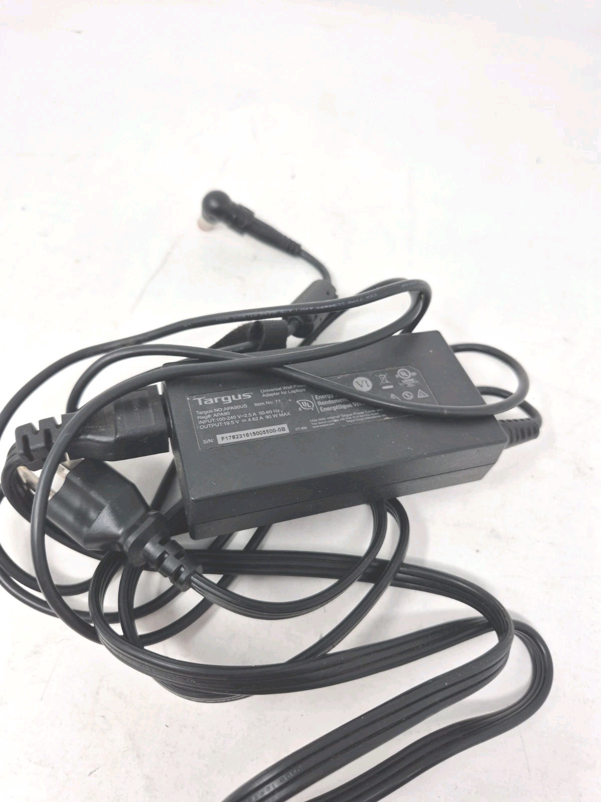 APA90US Targus 90W 19.5V 4.62A Universal Wall Power Adapter For Laptops, Red Tip