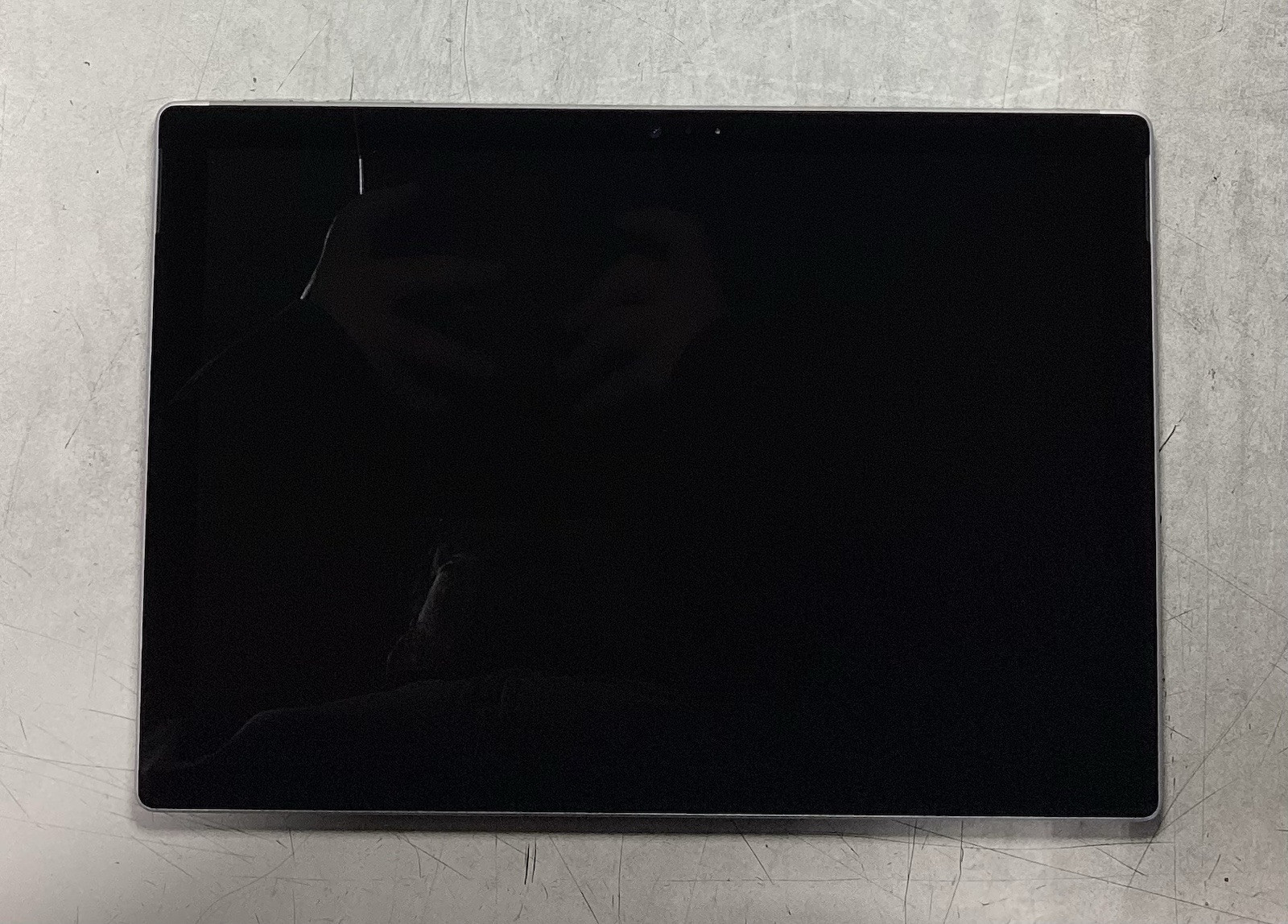 Microsoft Surface Pro 5th Gen Intel Core i5-7300U @ 2.6GHz 8GB RAM 256GB SSD