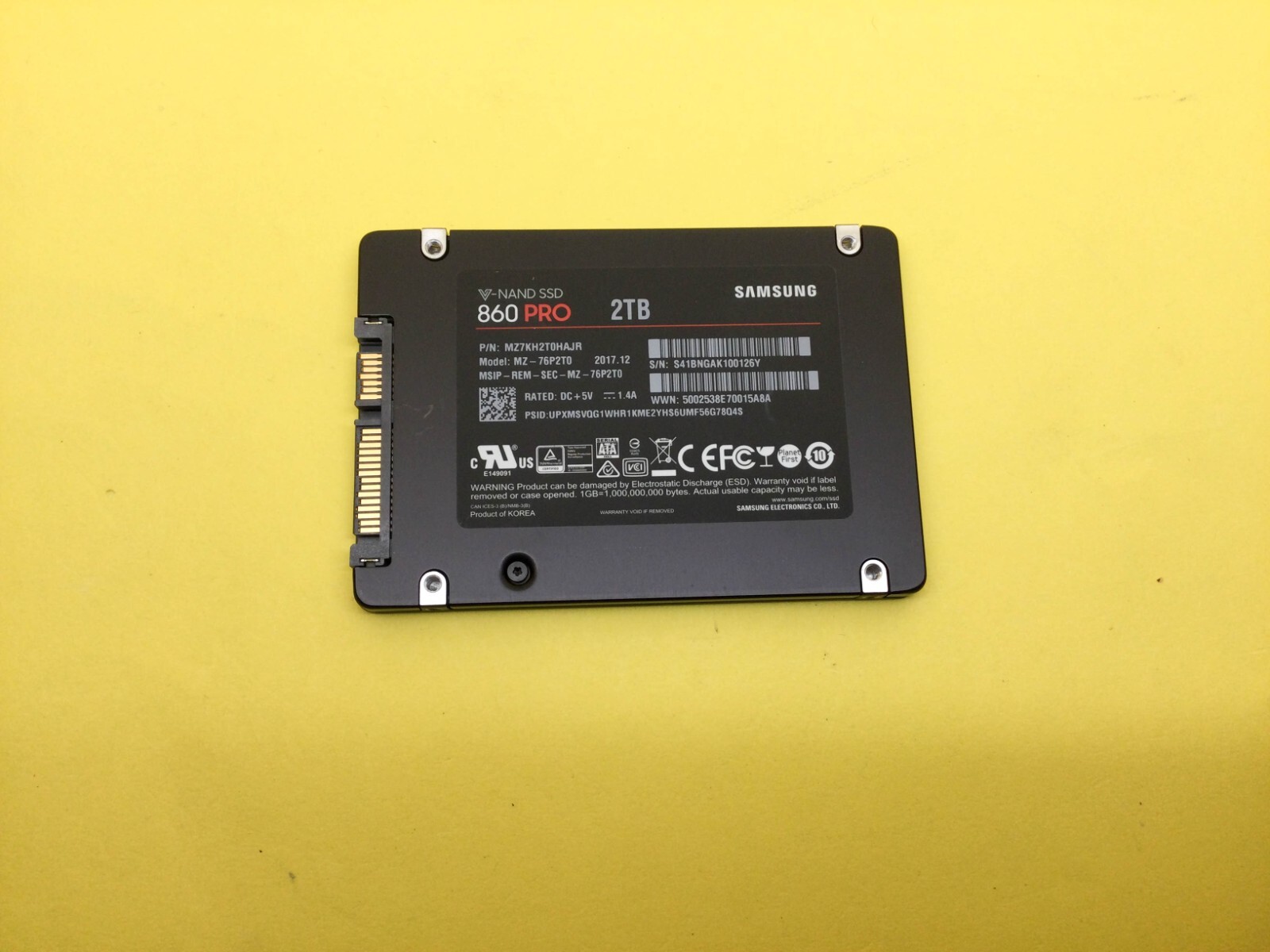 Samsung 860 Pro 2TB 2.5″ SATA III 3D NAND SSD MZ-76P2T0