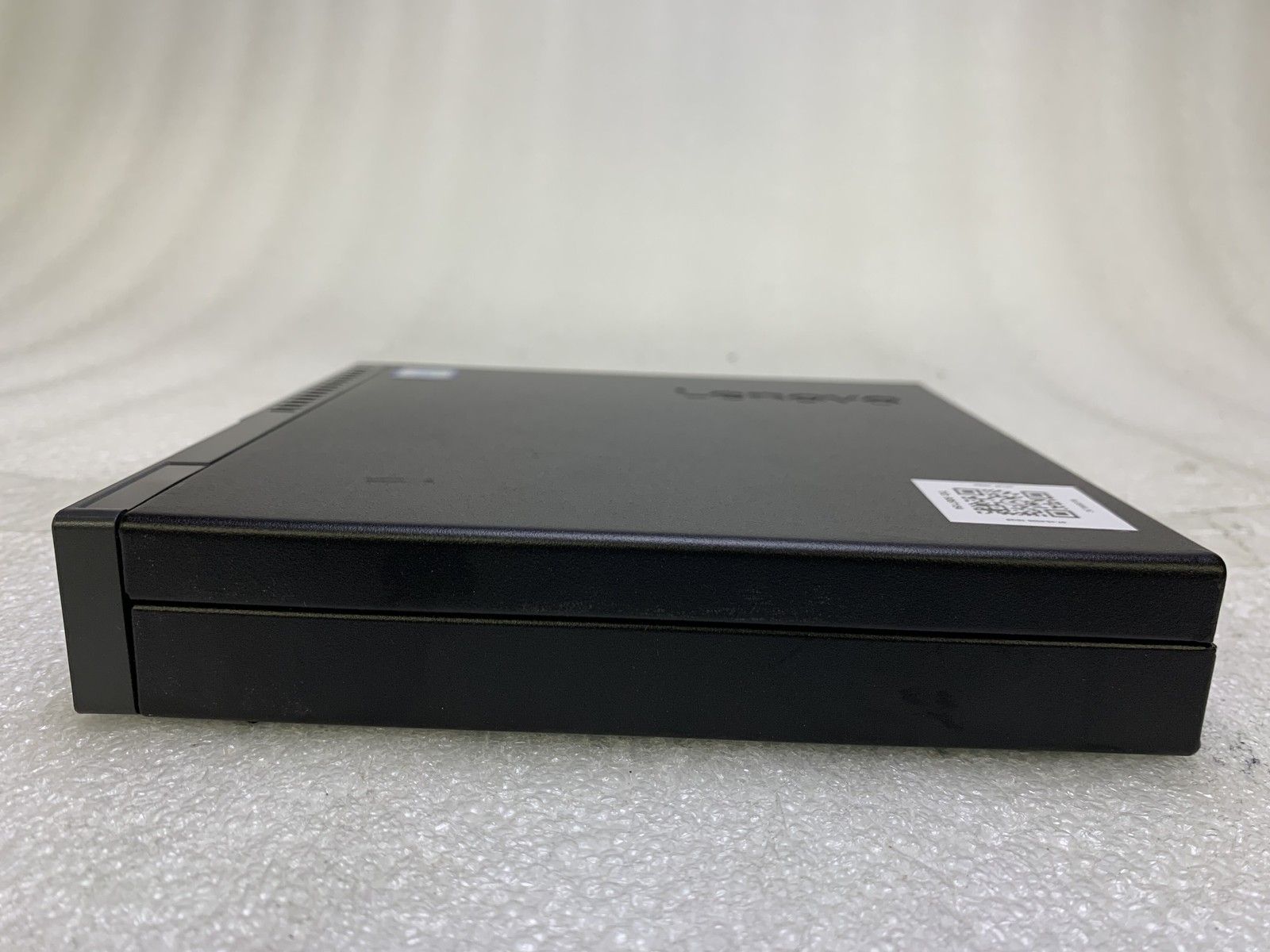Lenovo ThinkCentre M910q Core i7-7700T 2.9GHz 16GB RAM NO HDD NO OS Good