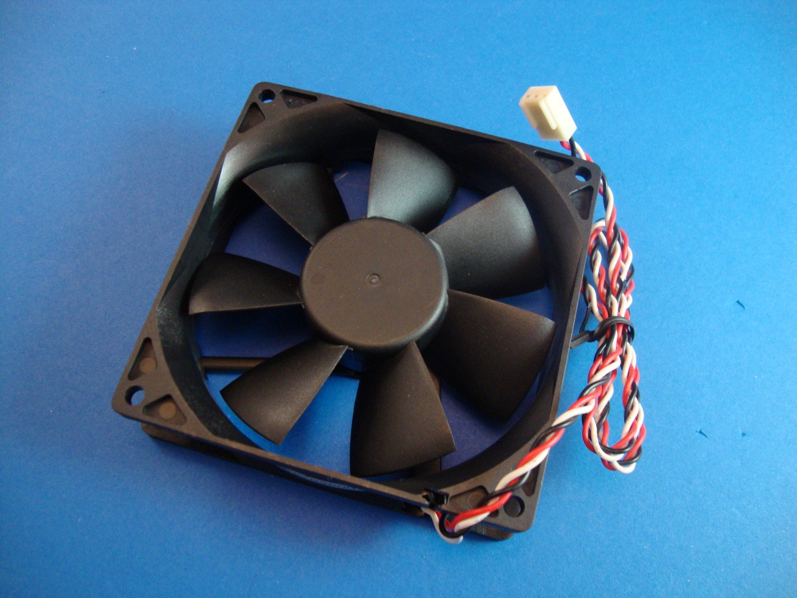 HP Pavilion a700n a700y a705w a706n a708n a710cl Desktop NEW Rear System Fan