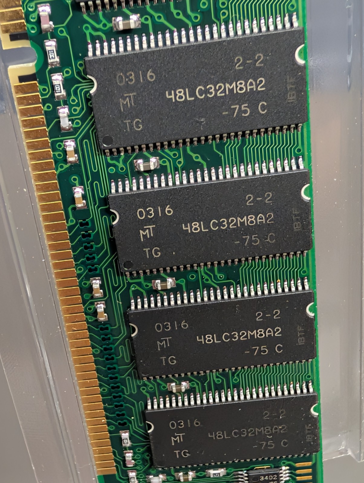 256MB PC133 SDR DIMM Desktop RAM Memory Module (2003)