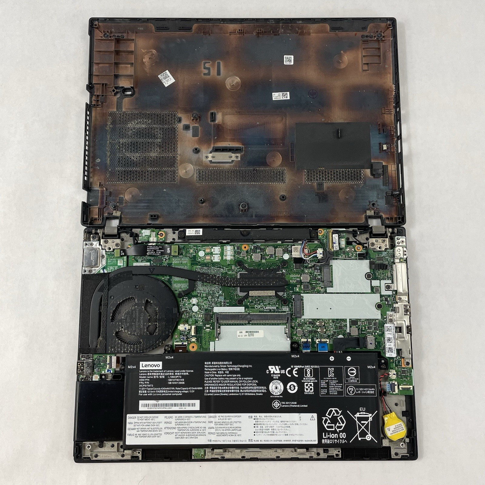 Lenovo ThinkPad T490 14″ i5-8365U 1.60 GHz 8 GB RAM No SSD/OS/AC – Chipped Palm